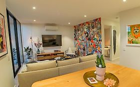 Funk In The City - Luxury Laneway Apartment With 2 Bedrooms, 2 Bathrooms And Single Garage